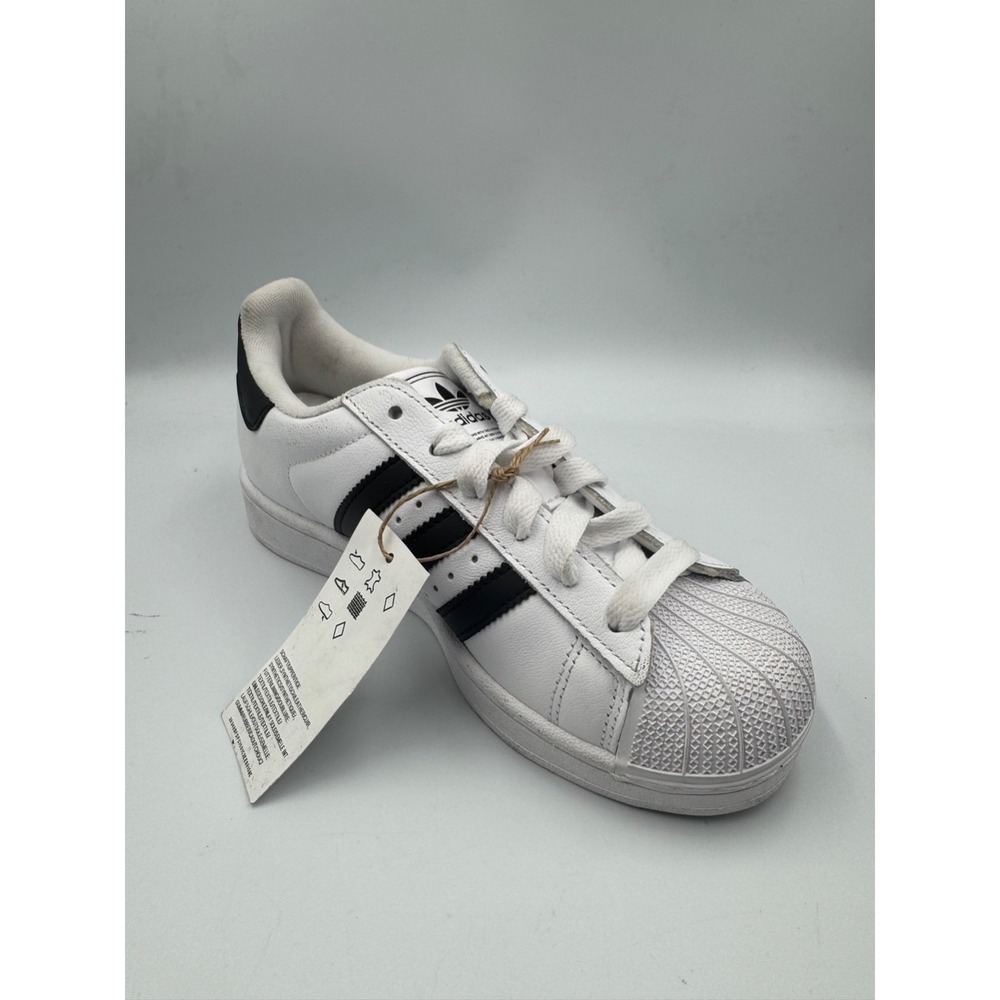 NWT Adidas Originals Superstar II Running Shoes Kids 4- Amputee Single Left